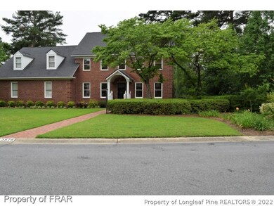 3674 Glenbarry Cir, Fayetteville, NC 28314 - photo 2