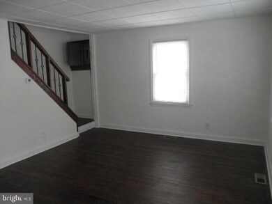 8717 Eddington Rd, Parkville, MD 21234 - photo 2