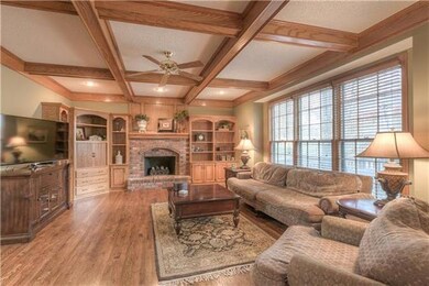 13705 W 76th Cir, Shawnee, KS 66216 - photo 2