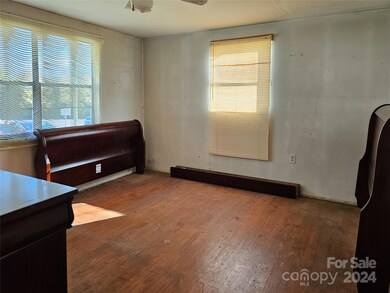 1709 W Highway 27, Lincolnton, NC 28092 - photo 6