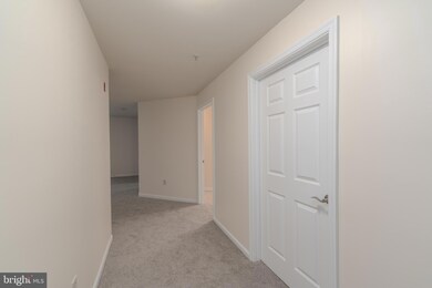 9050 Gracious End Ct unit 203, Columbia, MD 21046 - photo 6