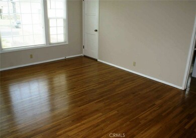 5242 Verdura Ave, Lakewood, CA 90712 - photo 4