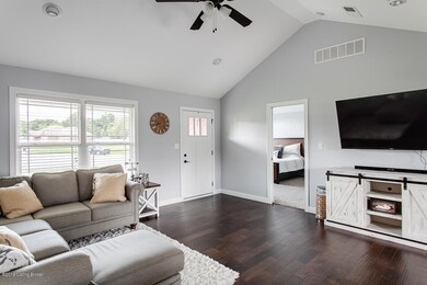 1011 E Milestone Ct-8