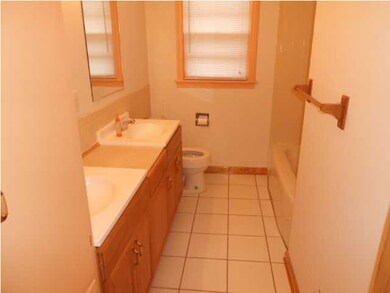 NICE BATHROOM