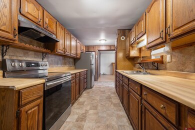 537 N Elm St, Cortez, CO 81321 - photo 2