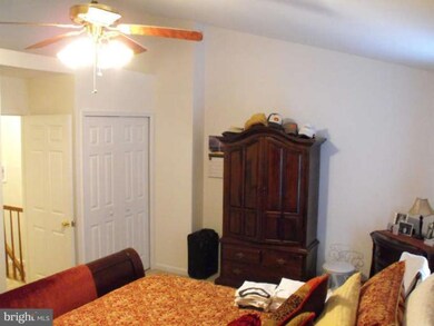 13960 Lightburn Ln, Centreville, VA 20121 - photo 4