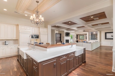 4635 N Launfal Ave, Phoenix, AZ 85018 - photo 3