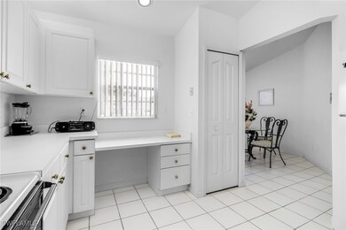 13131 Castle Harbour Dr unit M3, Naples, FL 34110 - photo 6