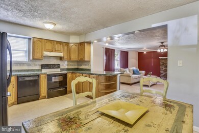 222 Maryland Rd, Stevensville, MD 21666 - photo 3