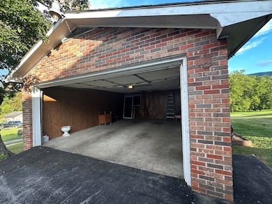 2282 Seneca Trail S, Peterstown, WV 24963 - photo 7