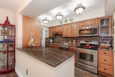 8401 SW 107th Ave unit 214E, Miami, FL 33173 - photo 6