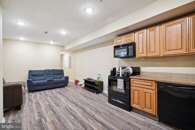 1611 N 17th St unit A, Philadelphia, PA 19121 - photo 2