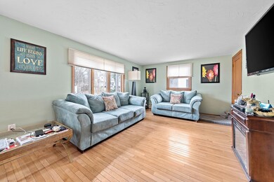 42 Sunset St, Rockland, MA 02370 - photo 4