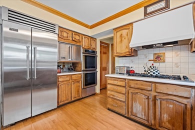 unlisted-address, Glenview, IL 60025 - photo 6