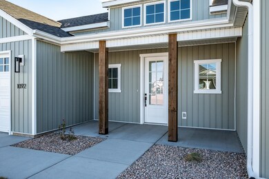 1092 E 4290 N