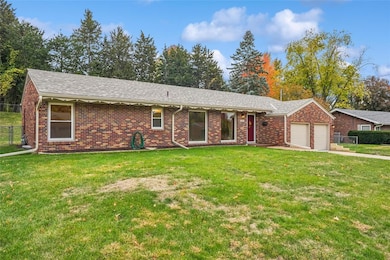 6826 Colby Ave, Windsor Heights, IA 50324 - photo 2