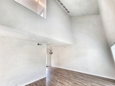 1623 W Adoue St, Alvin, TX 77511 - photo 4