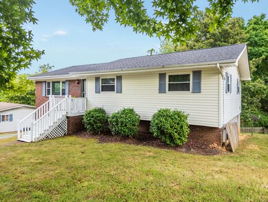 2024_07_July_1202_Northern_Hills_Rd_0004
