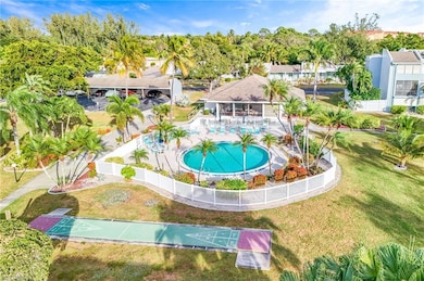 Bermuda Club unit 114, Fort Myers, FL 33919 - photo 3