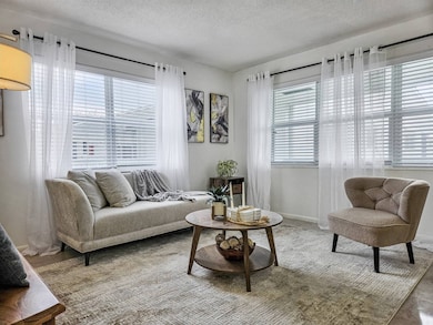 273 Windsor L, West Palm Beach, FL 33417 - photo 5