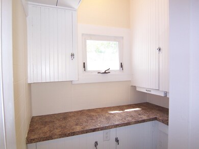 13 Cushing Ave, Nashua, NH 03064 - photo 5