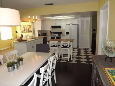 5470 Lemon Tree Ln, Pinellas Park, FL 33782 - photo 6