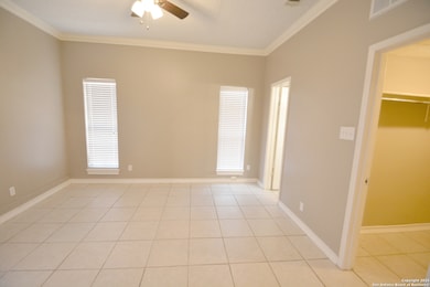 12446 Starcrest Dr unit 403, San Antonio, TX 78216 - photo 6
