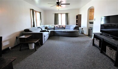 401 N West St, Fort Branch, IN 47648 - photo 5