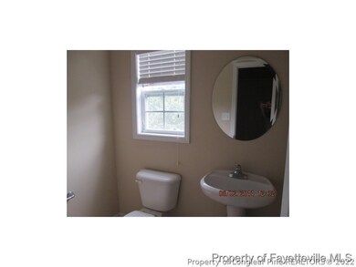 1504 Timberrock Ct, Fayetteville, NC 28306 - photo 3