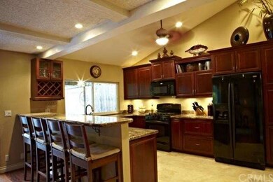 Beautiful Kitchen with Breakfast Bar