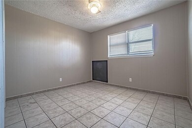 1036 Hendrix St, Rogers, AR 72756 - photo 4