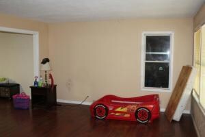 lr (2) (Small)