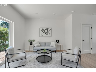 14852 NE Couch St unit 9, Portland, OR 97230 - photo 6