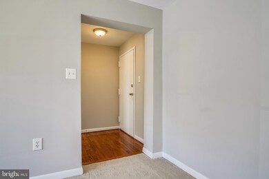 17815 Buehler Rd unit 90, Olney, MD 20832 - photo 2