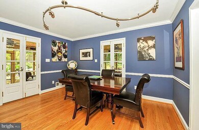 300 Crown View Dr, Alexandria, VA 22314 - photo 4