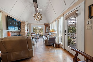 565 NE Marion Rd, Mayo, FL 32066 - photo 7