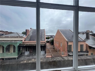 1125 Royal St unit 3, New Orleans, LA 70116 - photo 3