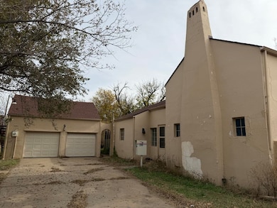 2601 E Maine Ave, Enid, OK 73701 - photo 3