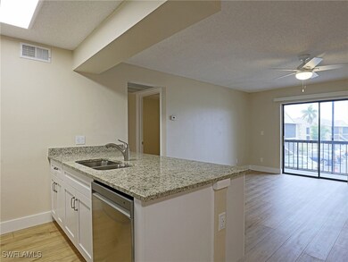 5311 Summerlin Rd unit 1112, Fort Myers, FL 33919 - photo 4