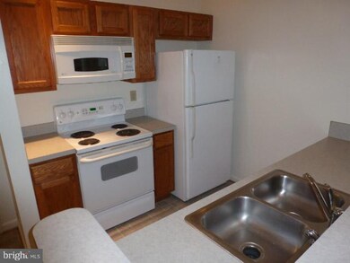 25450 Point Lookout Rd unit 3, Leonardtown, MD 20650 - photo 2