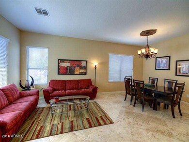 003_Living - Dining