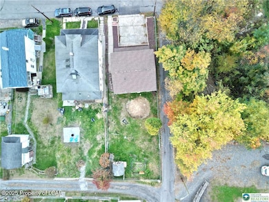 9 Mack St, Wilkes Barre, PA 18705 - photo 3