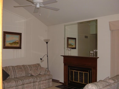 2113 Brookhurst Ave, Columbus, OH 43229 - photo 7