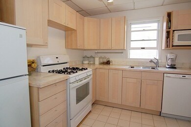 61 Cedar St unit 2, Cambridge, MA 02140 - photo 5