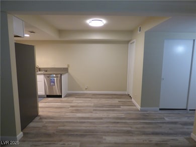 1701 E Katie Ave unit 69, Las Vegas, NV 89119 - photo 4