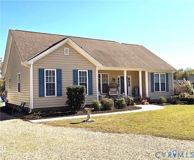 68 Fitzhugh St, White Stone, VA 22578 - photo 2
