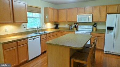 41927 Kentucky Ct, Leonardtown, MD 20650 - photo 3