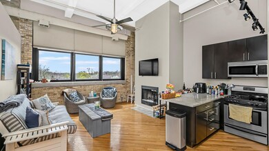 601 Linden Place unit 308, Evanston, IL 60202 - photo 4