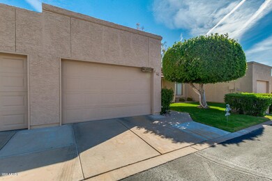 725 S Arrowwood Way, Mesa, AZ 85208 - photo 3