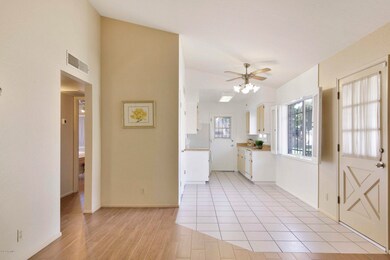 006-6409 S Kenneth Pl001